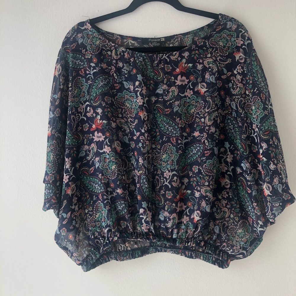 🛍 4/$25!Sheer Paisley Forever 21 Top